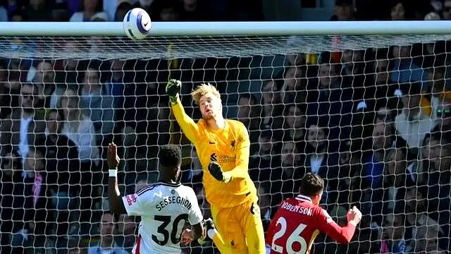 关于利物浦再度上演帽子戏法，那不勒斯后防线成筛子！的信息