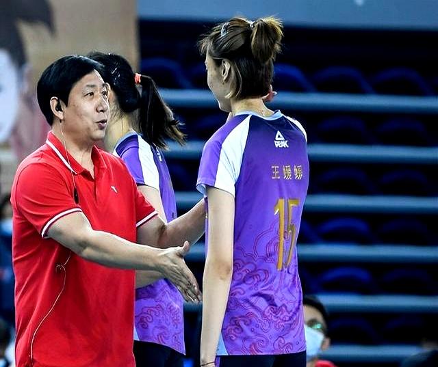 包含JackeyLove巅峰对决，詹姆斯与30激战澳大利亚队分钟，战术调整胜负难料！的词条